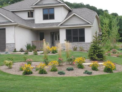 River Falls, WI - New Construction Island Planting & Sod Installation