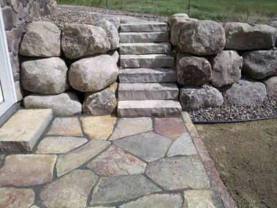 Knapp, WI - Boulder Wall with Chilton Stone Steps
